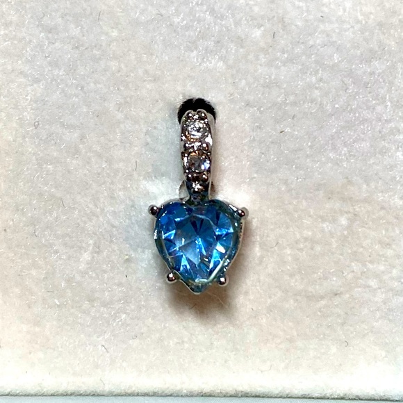 Swarovski light sapphire crystal heart - Picture 9 of 11